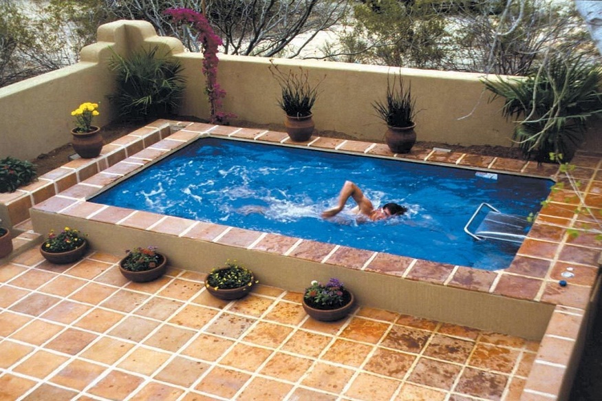 swimming pool installation